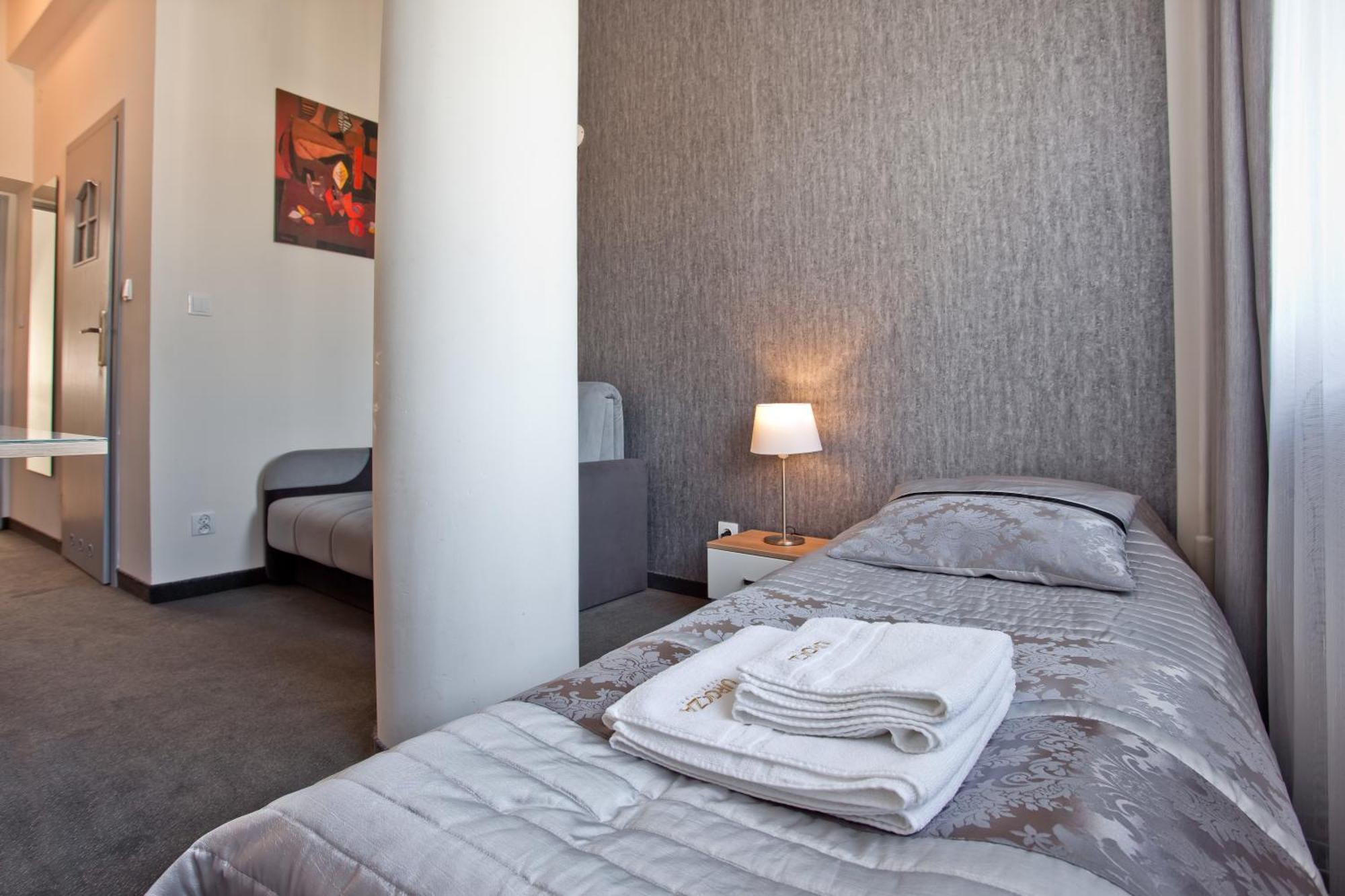 Urocza Art Bed & Breakfast