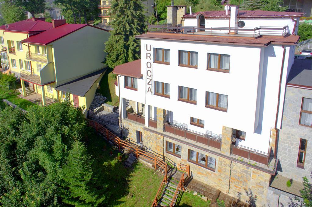 Urocza Art Bed & Breakfast *