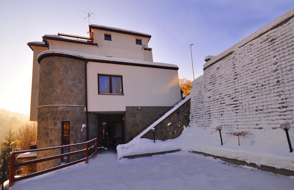 Bed & Breakfast Urocza Art *